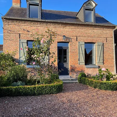 Les Charmes De Villers Huchenneville Exterior photo